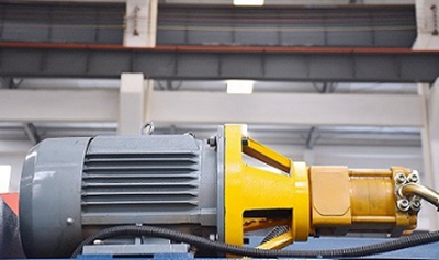 100t Cnc Metal Bending Machines, 3200 Mm Cnc Sheet Press Brake With E21 100 t Cnc metalli painutusmasinad, 3200 mm Cnc lehtpresspidur E21-ga