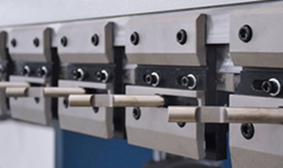 100t Cnc Metal Bending Machines, 3200 Mm Cnc Sheet Press Brake With E21 100 t Cnc metalli painutusmasinad, 3200 mm Cnc lehtpresspidur E21-ga