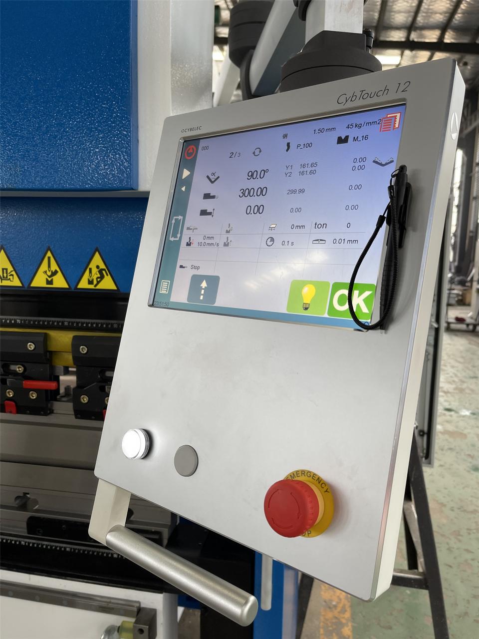 160t-4000 4-teljeline CNC hüdrauliline painutusmasin vajutage piduri