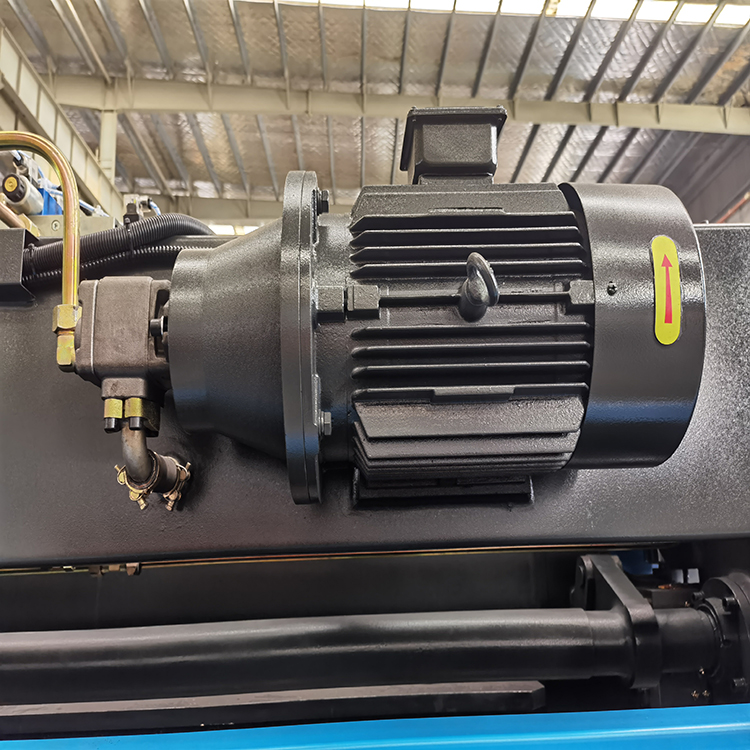 300t/4000 Hydraulic Press Brake Machine 300t/4000 hüdrauliline presspidurimasin