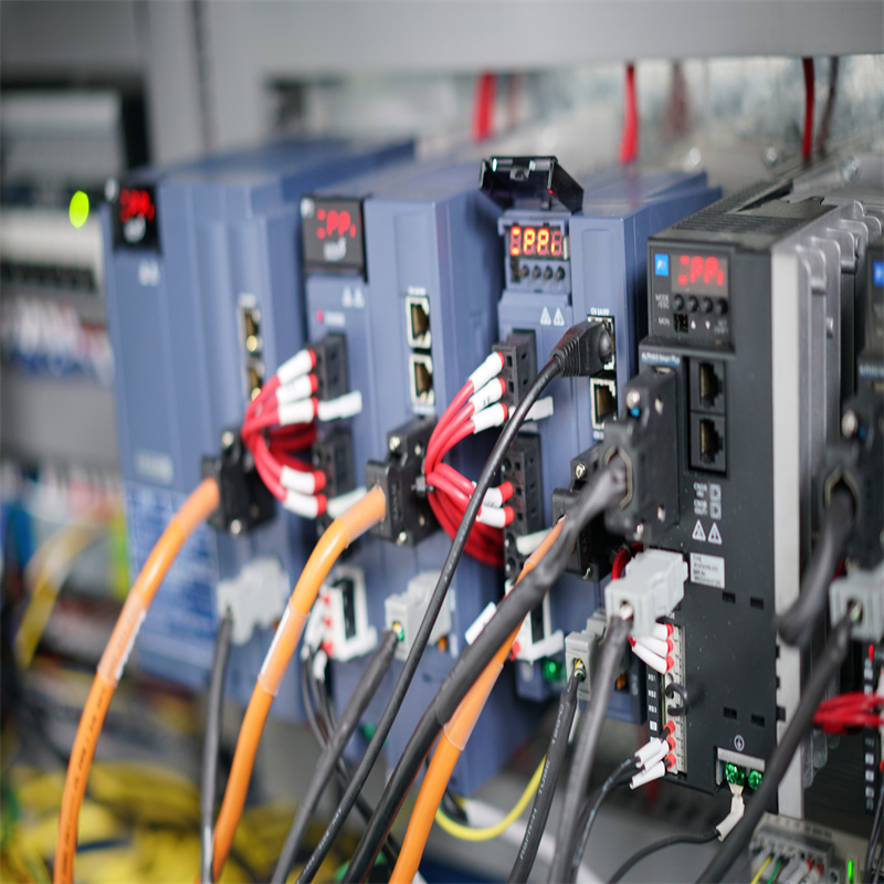 3015 1500x3000 alumiiniumkiust laserlõikusmasin tööstuslikud laserseadmed