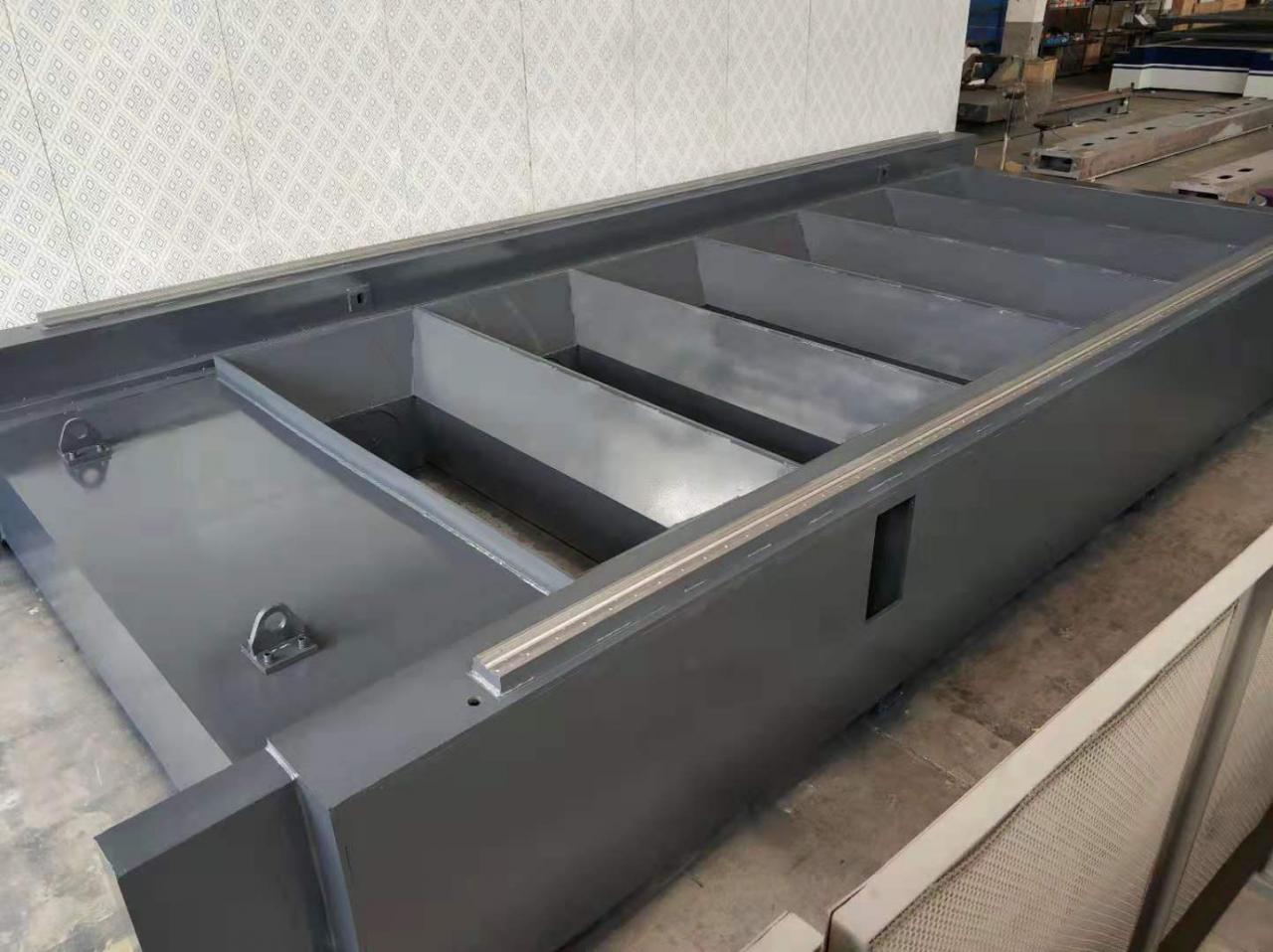 3015 4015 1kw To 6kw Cnc Fiber Laser Cutting Machine Raycus Laser Power 3015 4015 1kw kuni 6kw Cnc kiudlaseriga lõikamismasin Raycus Laser Power