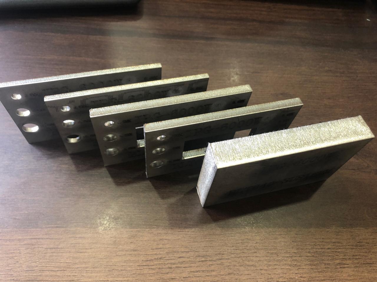 3015 4015 1kw To 6kw Cnc Fiber Laser Cutting Machine Raycus Laser Power 3015 4015 1kw kuni 6kw Cnc kiudlaseriga lõikamismasin Raycus Laser Power