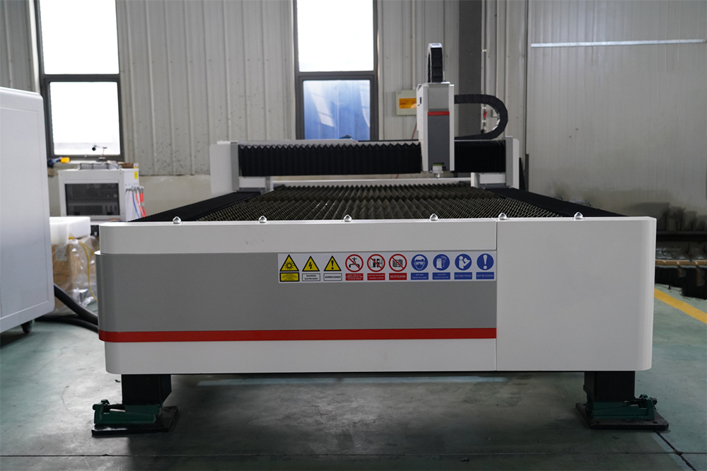 3015 4kw 1kw 2kw 3kw Stainless Steel Cnc Fiber Laser Cutting Machine 3015 4kw 1kw 2kw 3kw roostevabast terasest Cnc kiudlaseriga lõikamismasin