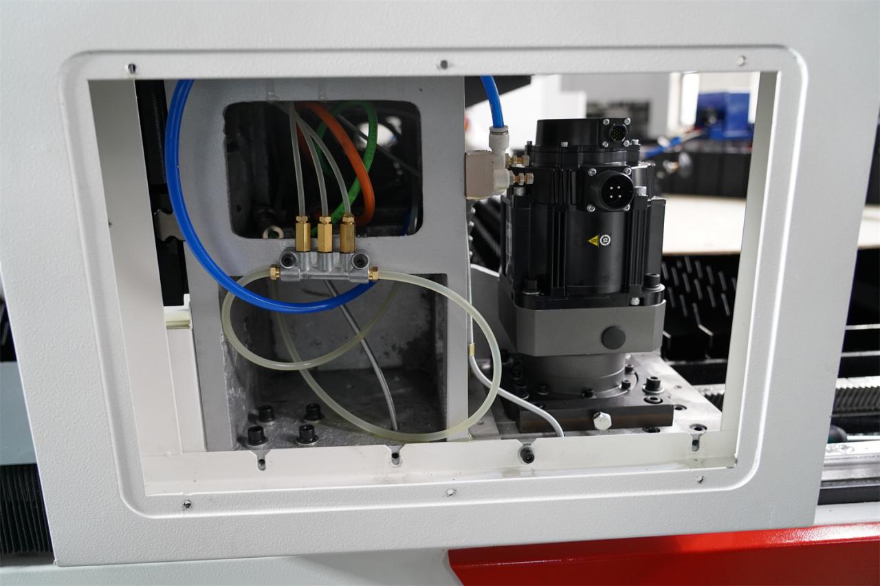 3015 4kw 1kw 2kw 3kw Stainless Steel Cnc Fiber Laser Cutting Machine 3015 4kw 1kw 2kw 3kw roostevabast terasest Cnc kiudlaseriga lõikamismasin