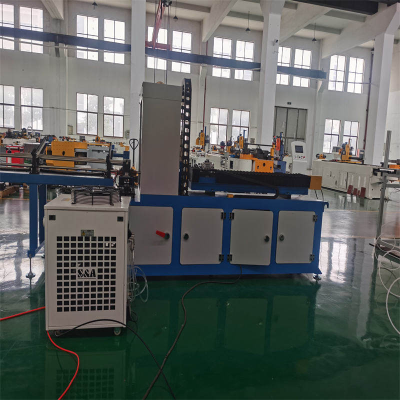 3015 kiudlaseriga lõikamismasin metalltoru süsinikplekist terasest