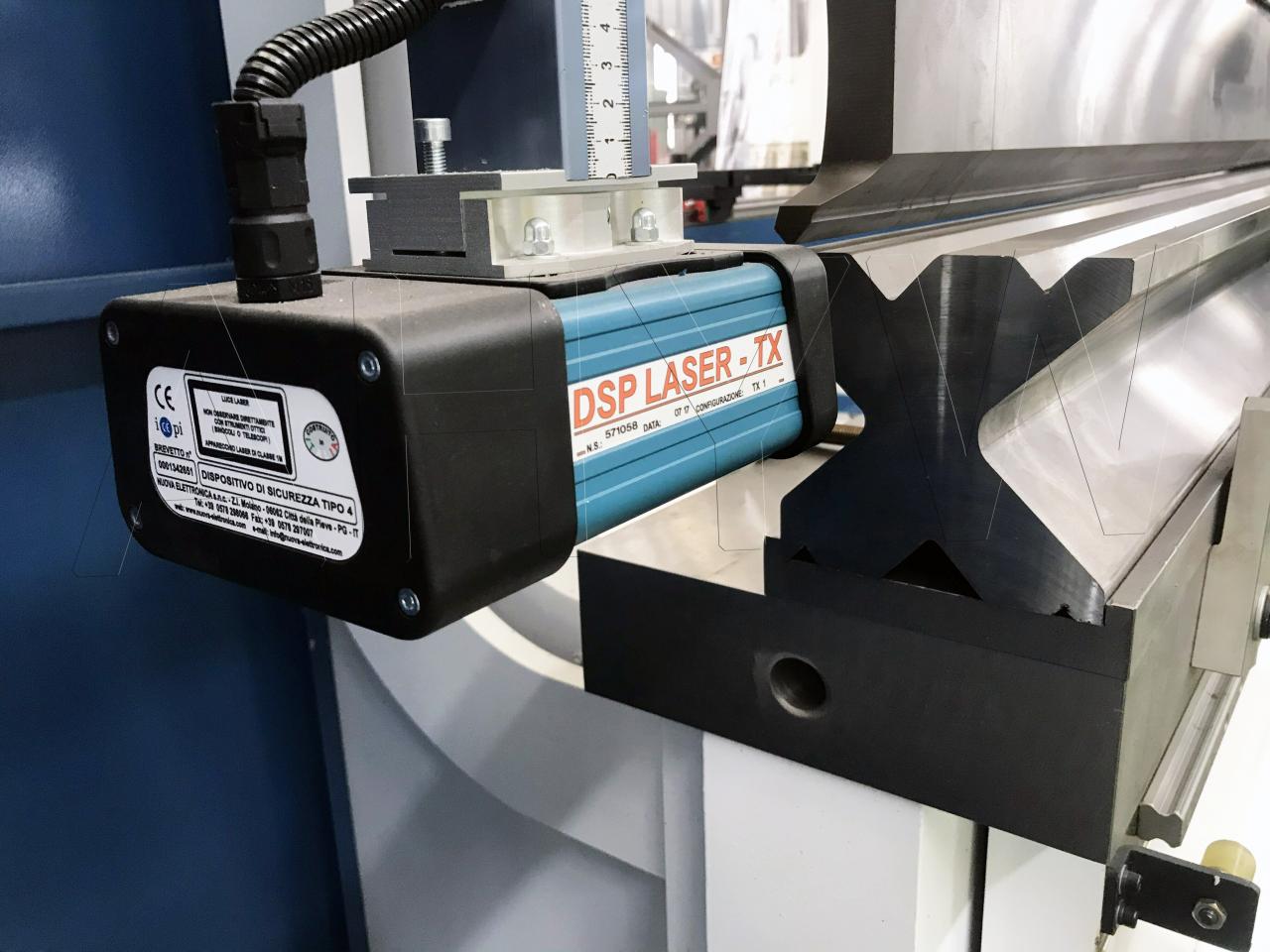 4 Axis Cnc Tandem Press Brake With Delem Da58t 2d Graphical Controller 4 Axis Cnc Tandem Press Brake Delem Da58t 2d graafilise kontrolleriga