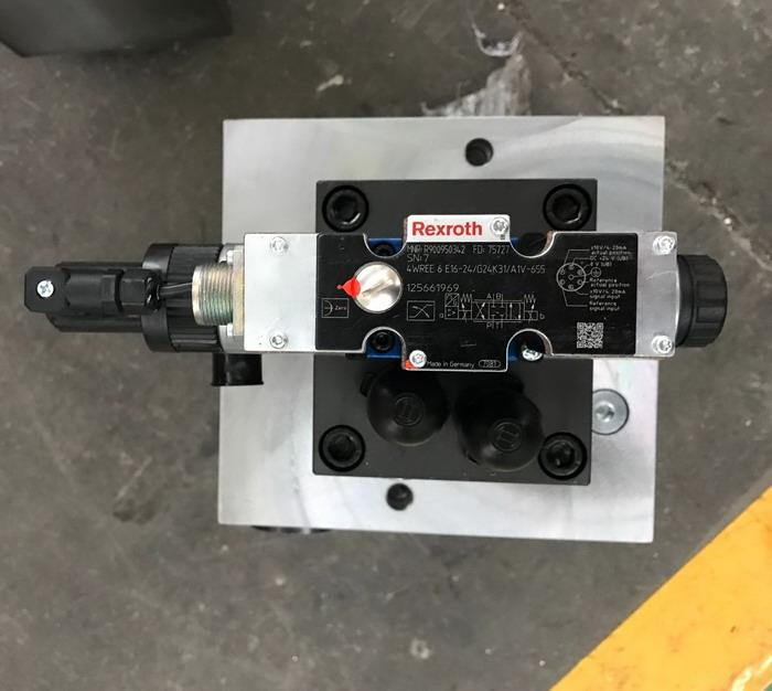 4 Axis Cnc Tandem Press Brake With Delem Da58t 2d Graphical Controller 4 Axis Cnc Tandem Press Brake Delem Da58t 2d graafilise kontrolleriga