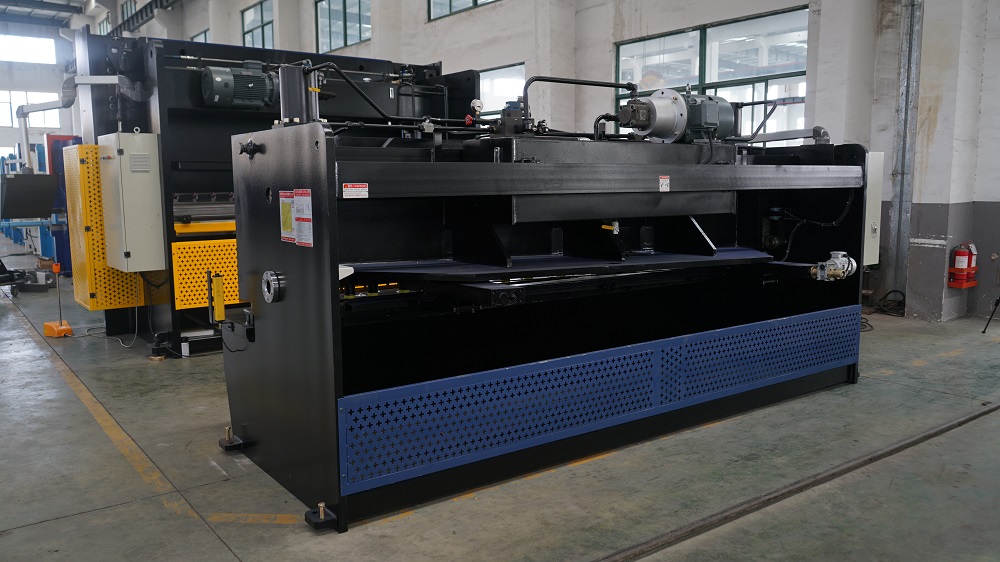 6*3200mm Guillotine Shears Metal Shear Hydraulic Iron Sheet Cutting Shearing Machine 6 * 3200 mm giljotiinkäärid metallist käärid hüdrauliline rauast lehtede lõikamise lõikemasin