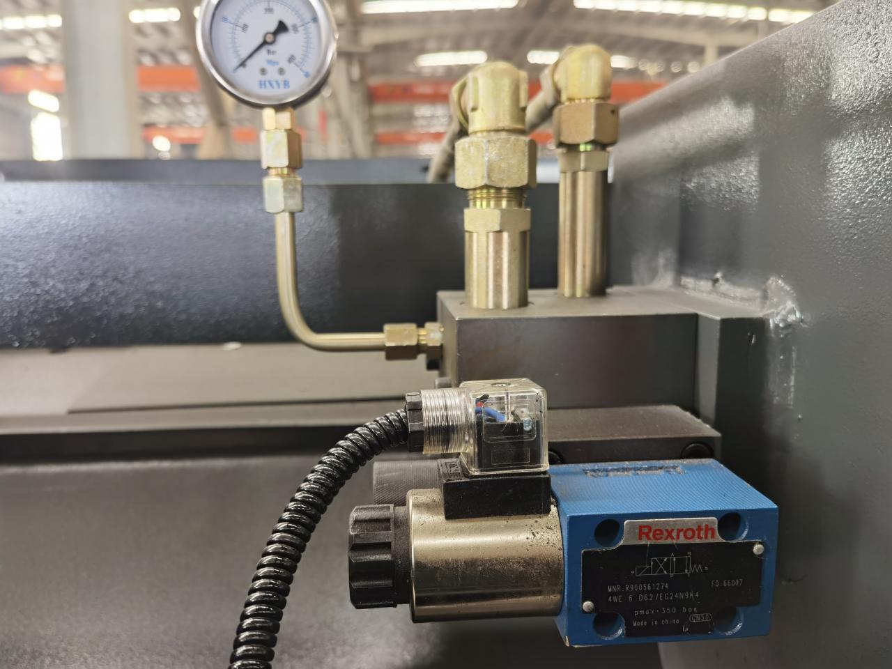 6x3200 mm roostevabast terasest plaatide lõikemasin, automaatne rauast lehtede lõikamismasin