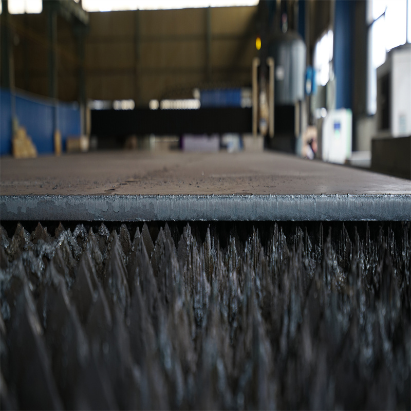 Hiina kvaliteetne odav 3kw kiudlaseriga lõikamismasin hind