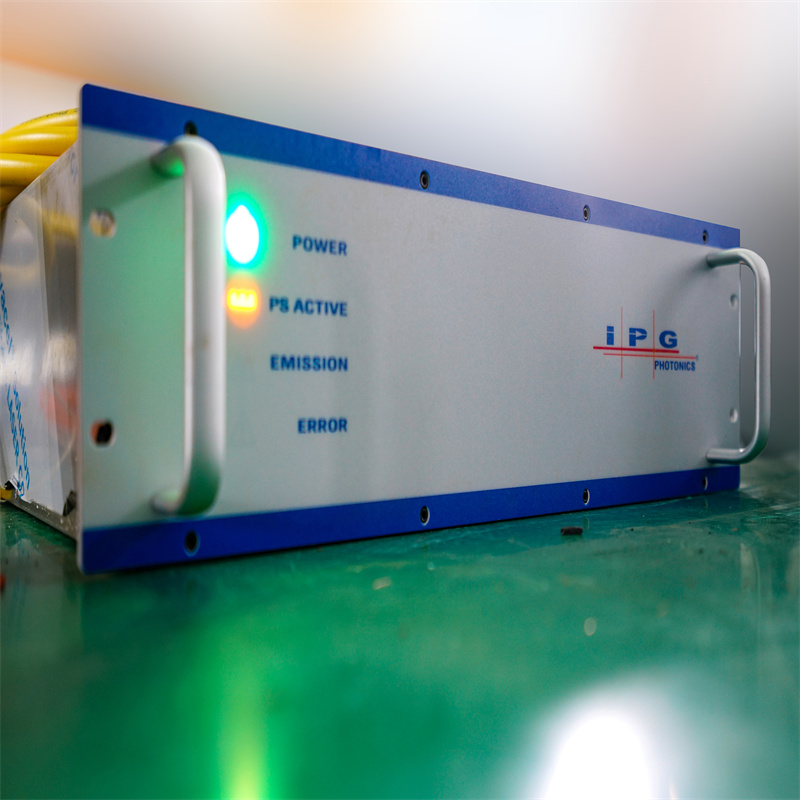 CNC-lehtmetallkiudlaseriga lõikamismasin