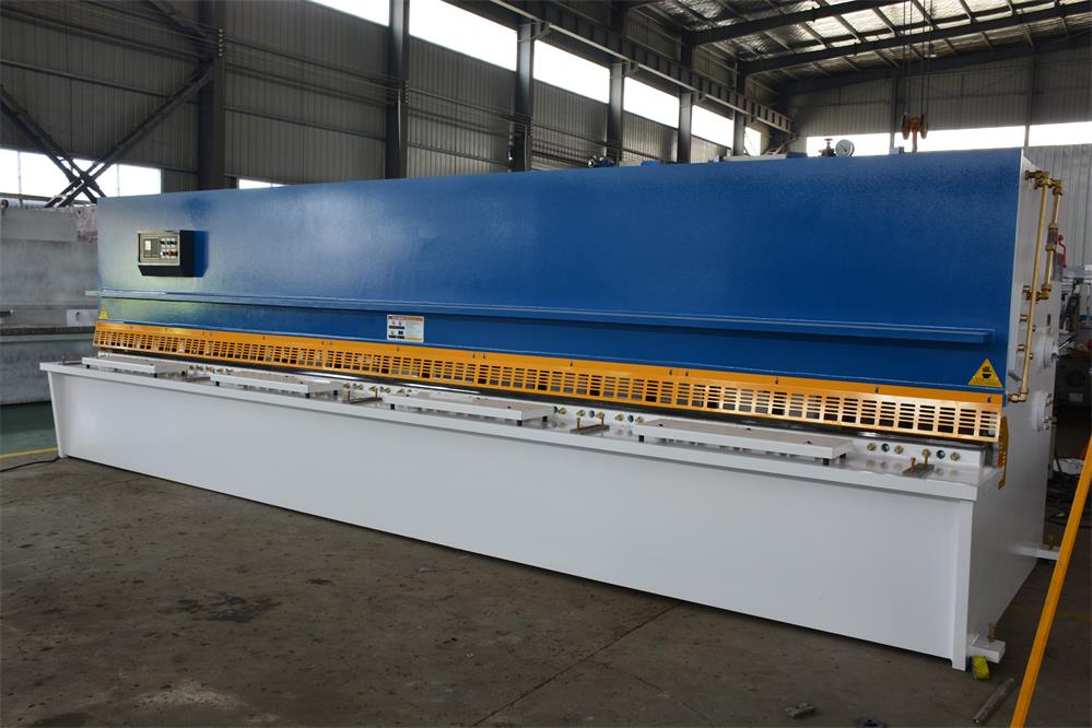 Hydraulic Pendulum Shearing Machine Cnc Automatic Guillotine Shearing Machine Hüdrauliline pendellõikusmasin Cnc automaatne giljotiini lõikamismasin