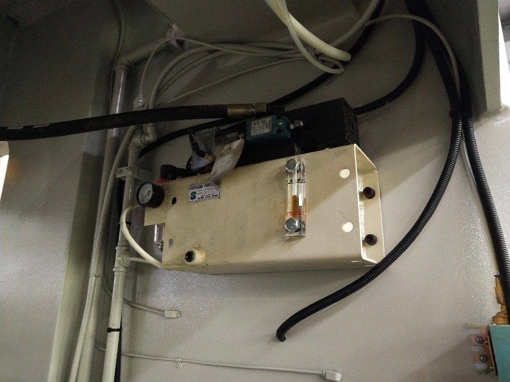 Pneumatic Friction Clutch High Performance Punch Press Machine Pneumaatilise hõõrdsiduriga suure jõudlusega stantsimismasin