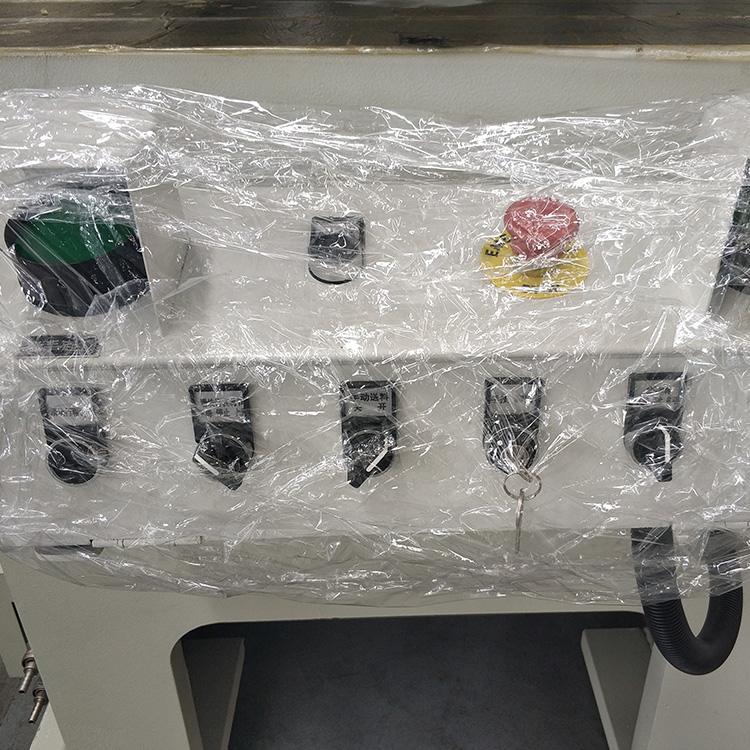 Pneumatic Friction Clutch High Performance Punch Press Machine Pneumaatilise hõõrdsiduriga suure jõudlusega stantsimismasin