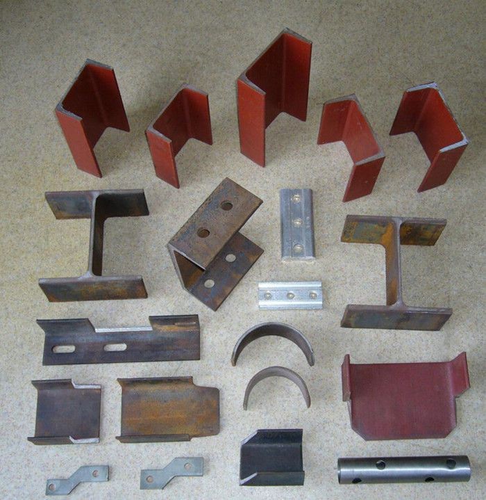 Q35y Series Hydraulic Ironworker Shearing And Punching Machine Q35y seeria hüdrauliline raudtöötleja lõikamis- ja stantsimismasin