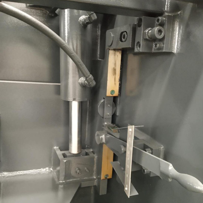 Qc12k-4x2500 Cnc Hydraulic Customized Shearing Machine Cutting Machine Qc12k-4x2500 Cnc hüdrauliline kohandatud lõikemasina lõikemasin