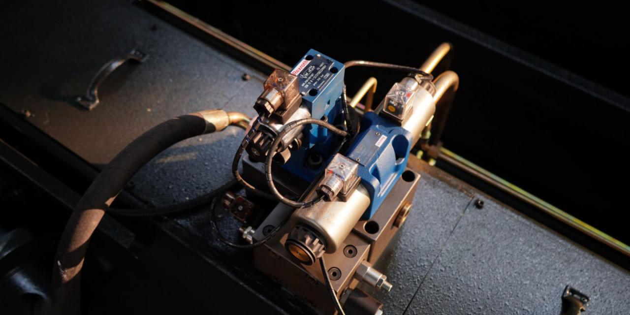 Wc67 Hydraulic Press Brake / CNC Press Bending Machine / Plate Bending Machine China Wc67 hüdrauliline piduripressi / CNC-pressi painutusmasin / plaatide painutusmasin Hiina