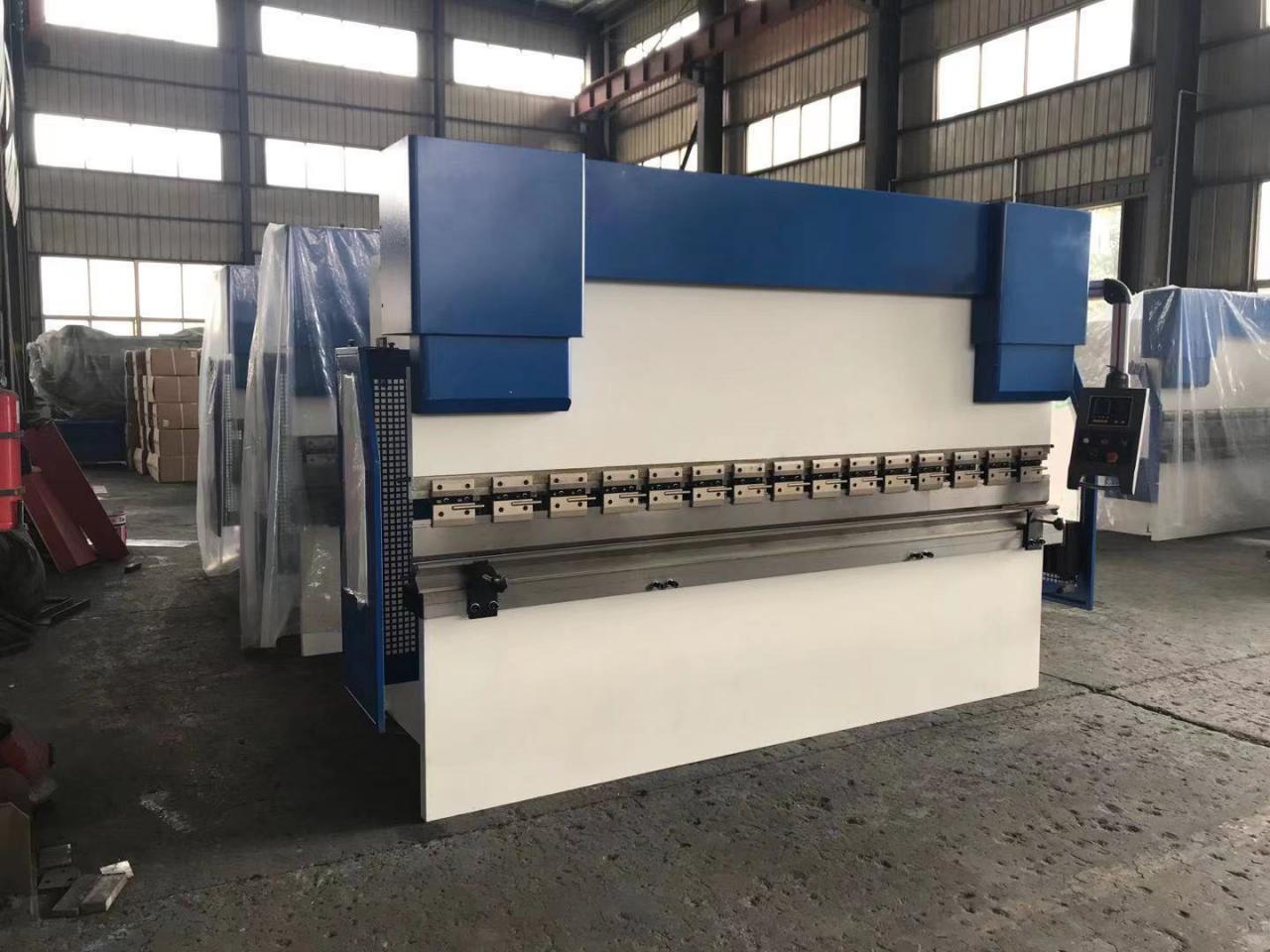 Wc67y-65/2500 Oem Hydraulic Press Brake Machine Steel Bending Machine Wc67y-65/2500 Oem hüdrauliline presspidurimasin terase painutusmasin