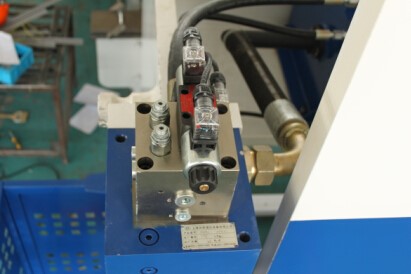 Wc67yk 80 100 160 200 Ton 3200mm E21 Nc Sheet Metal Oil Hydraulic Press Brake Price Wc67yk 80 100 160 200 tonni 3200 mm E21 Nc lehtmetallist õli hüdrauliline press piduri hind