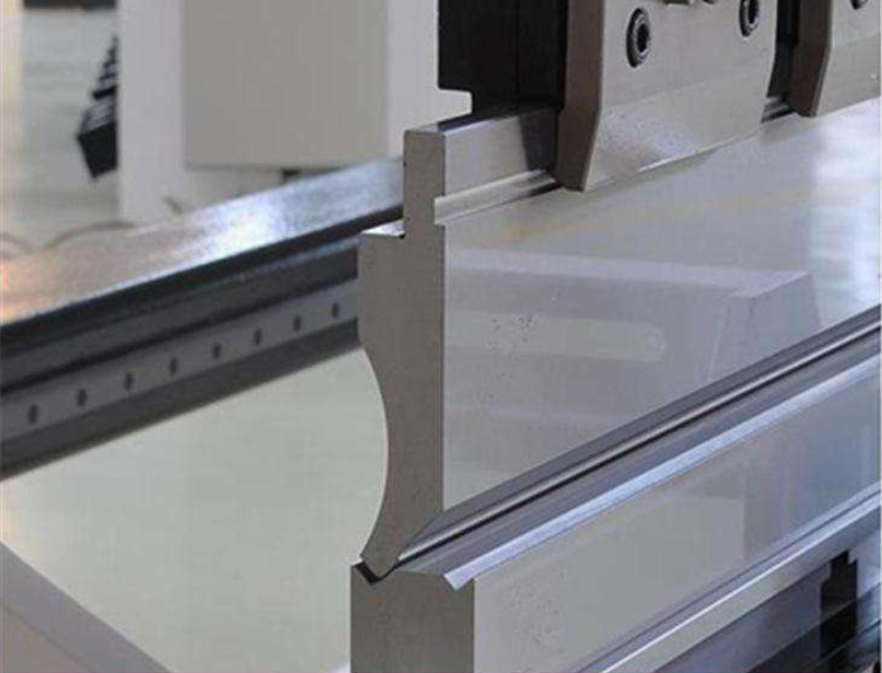 Wc67yk 80 100 160 200 tonni 3200 mm E21 Nc lehtmetallist õli hüdrauliline press piduri hind